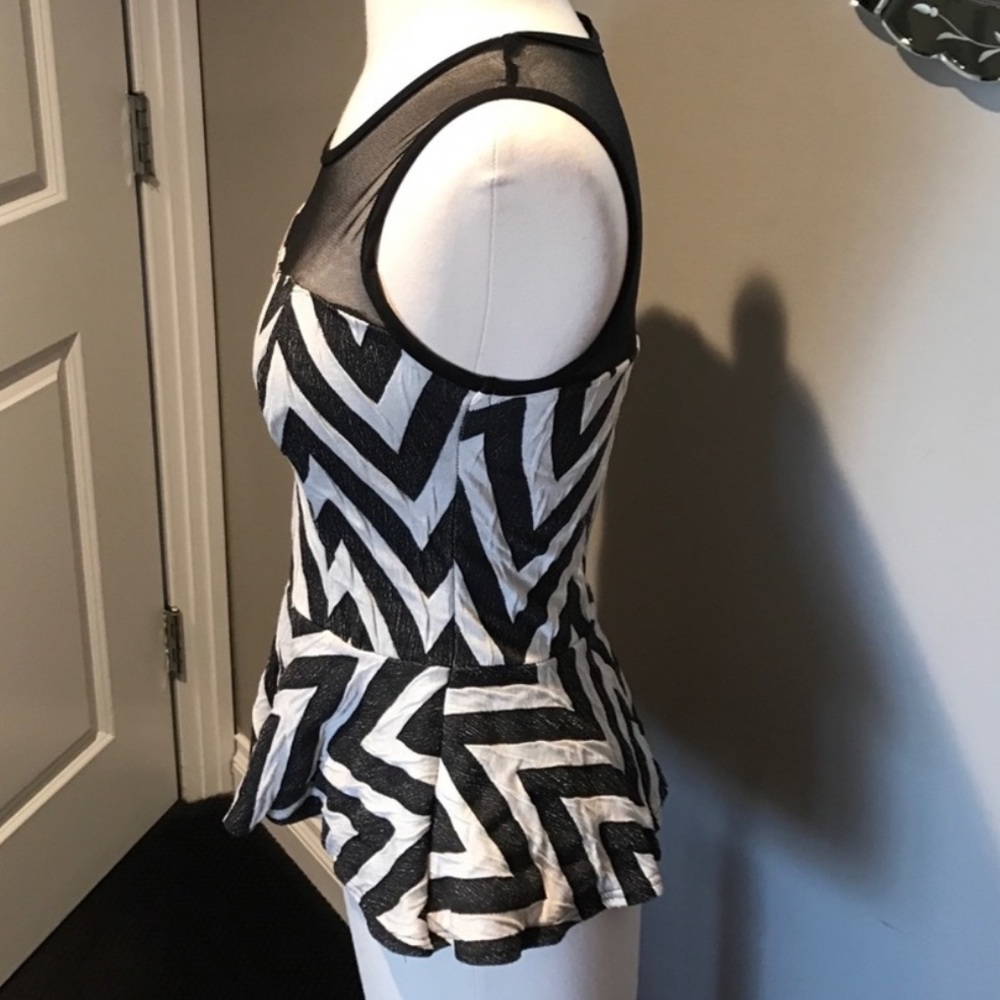 Mandee Black and White Chevron Pattern Peplum Top